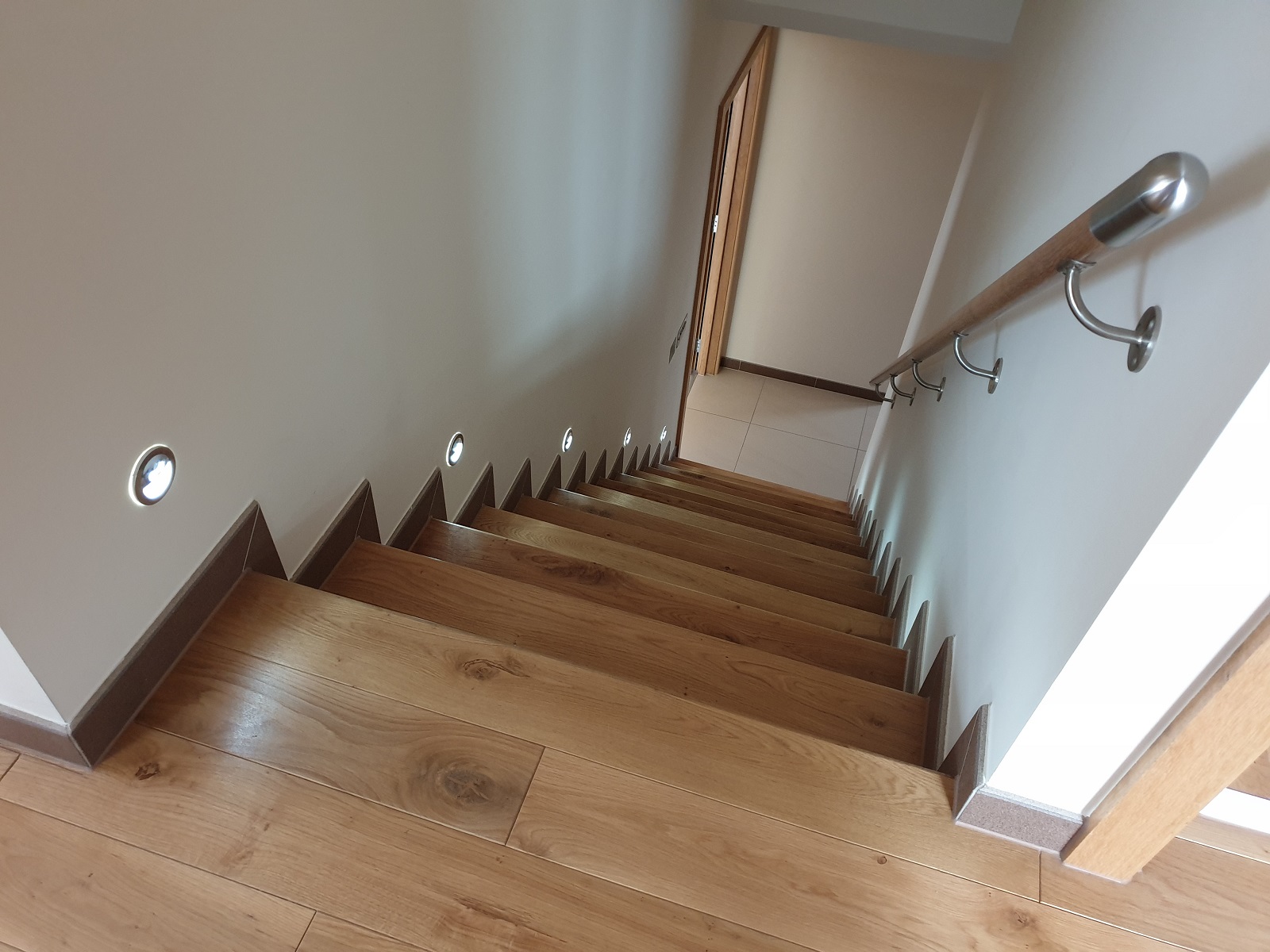 Staircase lighting UK Decor LTD